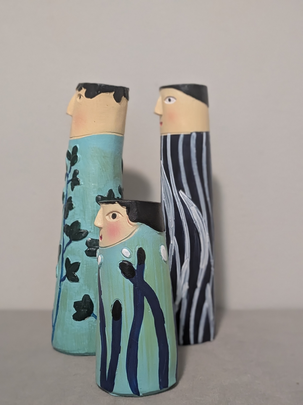 Boho Fun Family Spring Bud Vases Set Of 3 Resin - Picture 5 of 9
